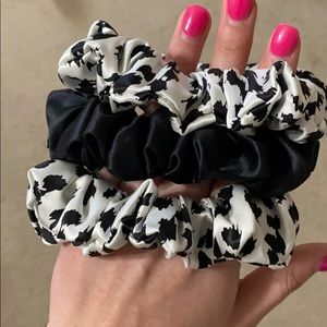 Silk scrunchies